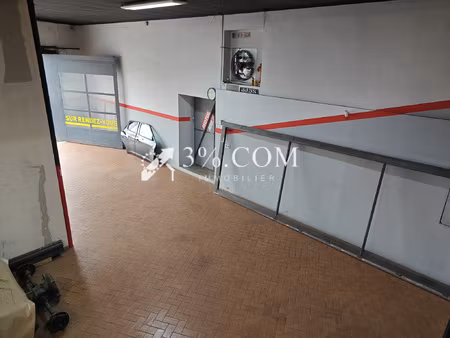 pompey local professionnel de 190 m2 avex mezzanine