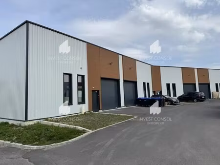 location local d'activités 140 m² à 1 040 m²