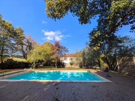 belle maison de campagne avec piscine