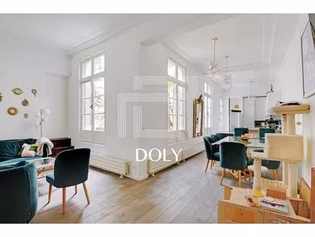 doly // sublime appartement 3 pièces // 75002 - montorgueil