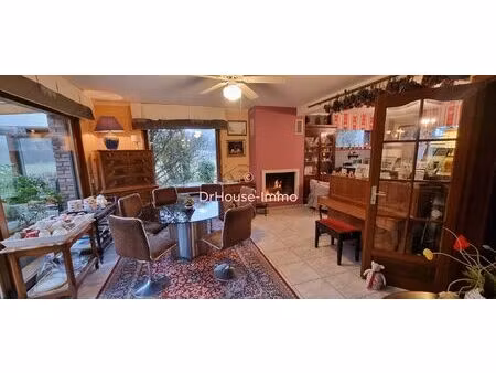 maison 4 chambres grand terrain au calme