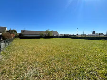 à vendre terrain constructible de 727 m²