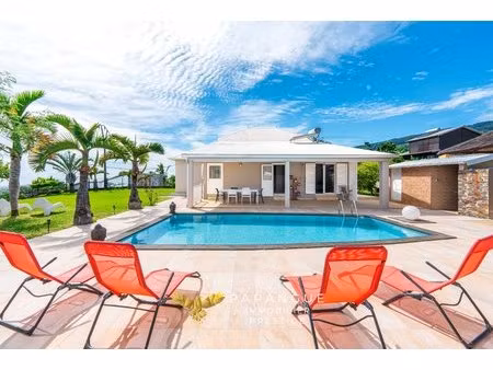 villa 195m² avec piscine et panorama ocean et montagne