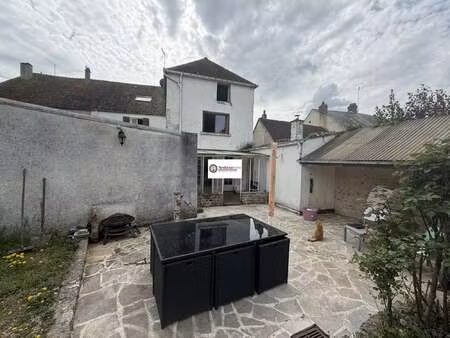 vente maison à sées (61500) : à vendre / 104m² sées