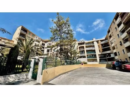 cagnes sur mer - 2 pieces - avec balcon au calme