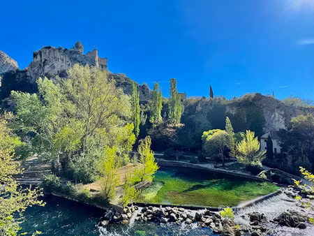 vente immeuble 5 pièces 112 m² à fontaine-de-vaucluse (84800)  359 000 €