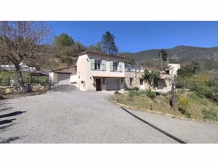 maison 6 pièces 140 m² - terrain 2008 m²