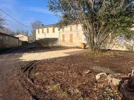 vente immeuble 350 m² à saint-savin (33920)  129 000 €