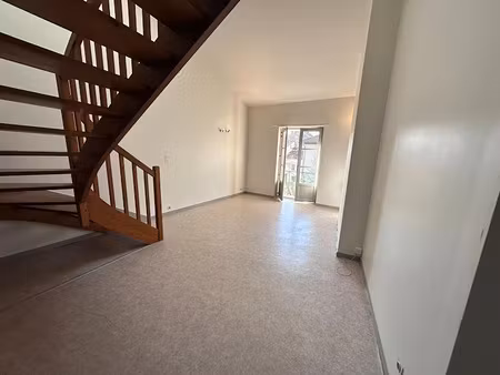 location appartement 3 pièces 76 m² à caussade (82300)  480 €