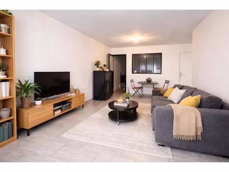 location meublée appartement 2 pièces 36 m² à le mans (72000)  510 €