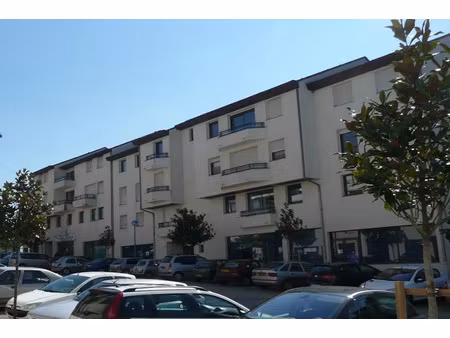 location appartement 2 pièces 35 m² à onet-le-château (12000)  420 €