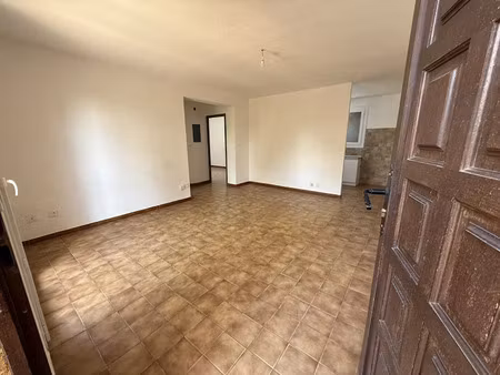 location appartement 3 pièces 59 m² à lucciana (20290)  590 €