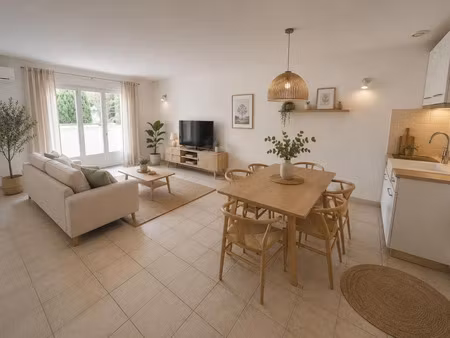 location duplex 2 pièces 43.8 m² à saint-martin-de-crau (13310)  690 €