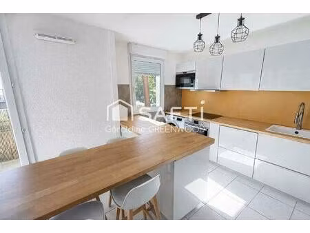 appartement t2 de 45m2 à saint-alban avec balcon