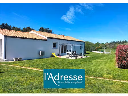 vente maison 4 pièces  91.50m²  beauvoir