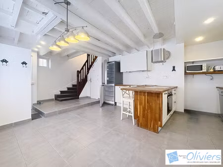 maison à louer châteaufort