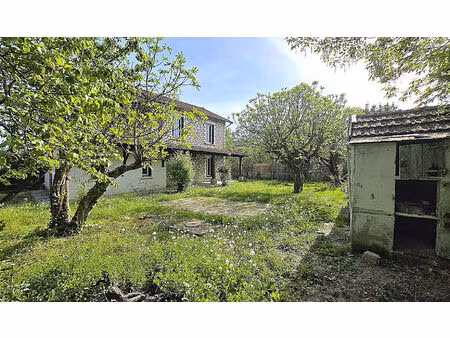 maison t4   beau potentiel idéalement située à gailac