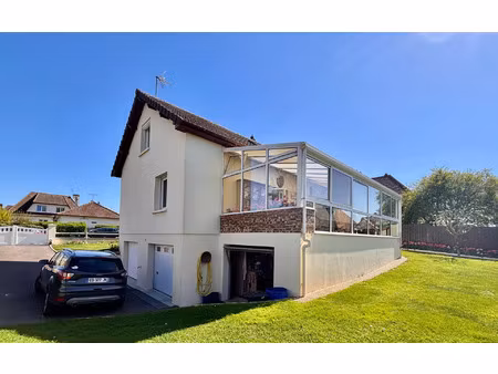 maison luc-sur-mer 170 m² t-7 à vendre  458 000 €