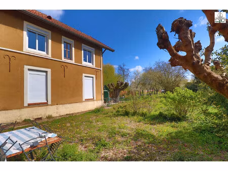 maison ancienne sur 2 niveaux