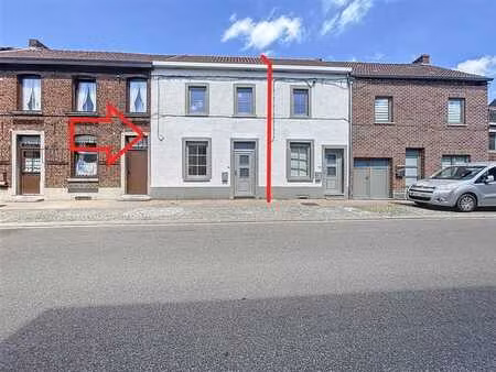 charmante maison entièrement rénovée très bien située