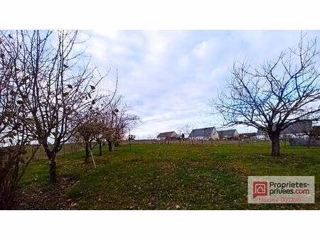 terrain constructible  2100m²