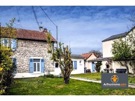 maison - deux chambres - bureau - jardin clos