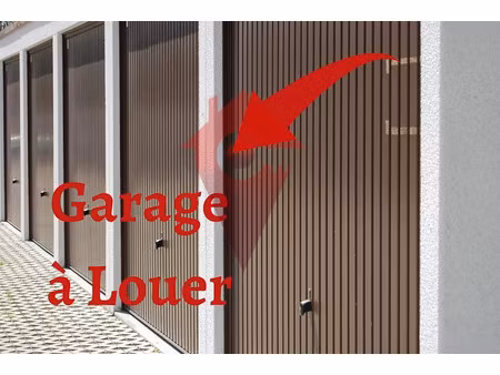 location parking 25 m² à antony (92160)  120 €