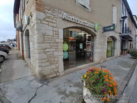 location locaux professionnels 2 pièces 33.32 m² à caussade (82300)  500 €