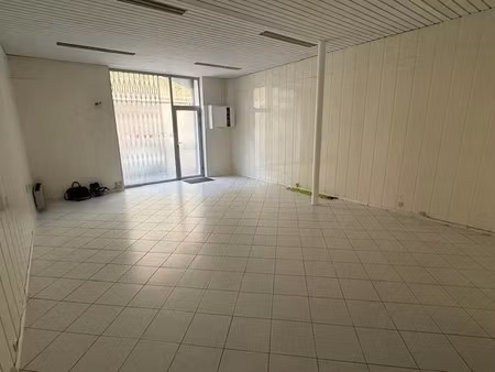 location locaux professionnels 1 pièce 63 m² à marseille 8ème (13008)  850 €