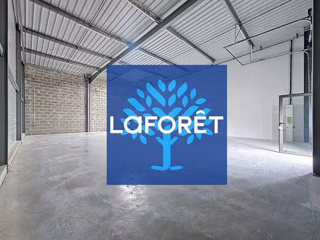 location locaux professionnels 159 m² à martin-eglise (76370)  928 €