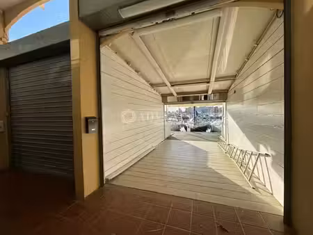 location locaux professionnels 0 pièces 40.75 m² à gruissan (11430)  1 333 €