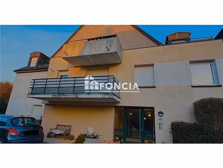 soufflenheim – grand studio lumineux avec garage et parking  dans un secteur calme. libre 