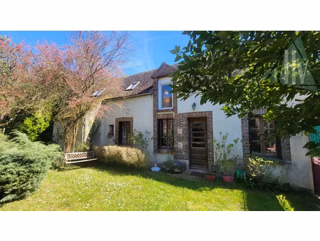 89 - maison de village proche sergines