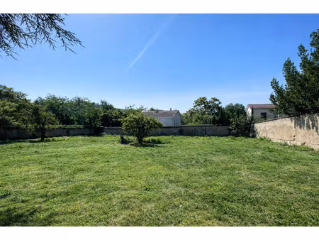 terrain 400m2