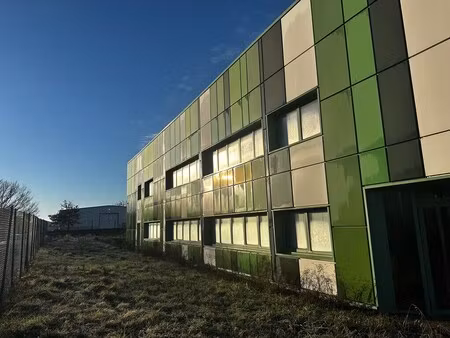 vente entrepôt 1 249 m²