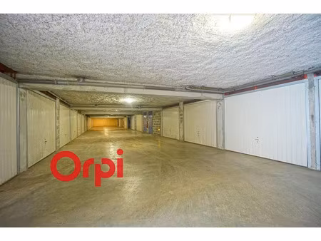 location parking 12 m² à bernay (27300)  75 €