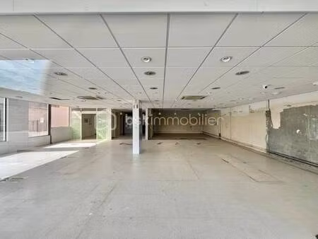 local commercial à vendre