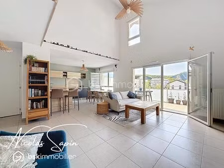 appartement de 102 m² à varces-allieres-et-risset