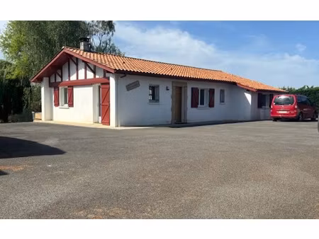 maison ayherre 110 m² t-5 à vendre  455 000 €