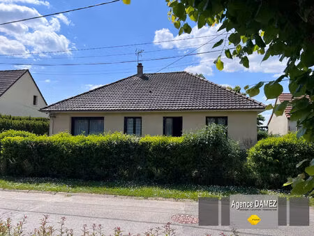 maison de plain-pied à vendre près de dourdan : 5 pièces  94 m²  terrain 540 m²  garage