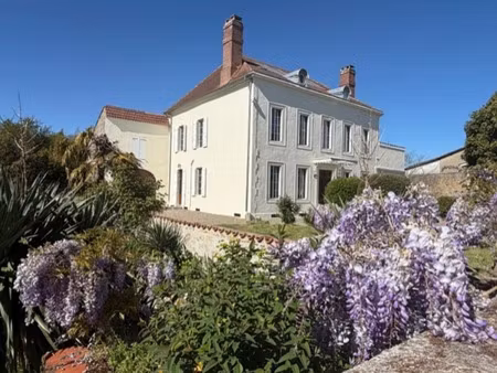 propriété à vendre marciac 10 pièce(s) 372m2 598 000€