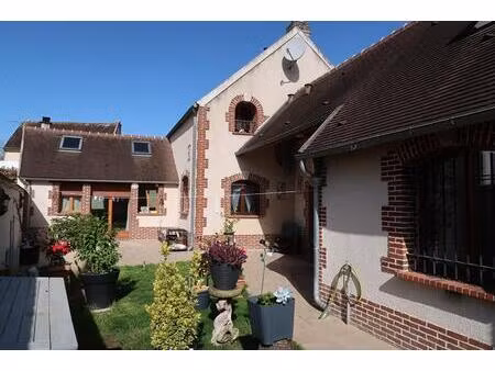 maison ancienne completement renovee par un compagnon de france