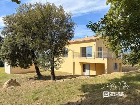 villa 120 m²   garage 126 m²  vue imprenable sur le ventoux et les monts environnants