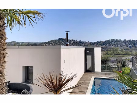 maison villars 182 m² t-6 à vendre  430 000 €