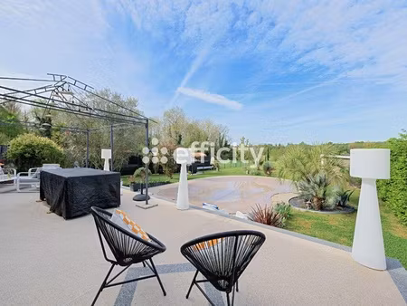 maison 6 pièces - 150 m²