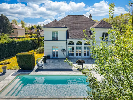 maison bailly romainvilliers 7 pièce(s) 202 m2