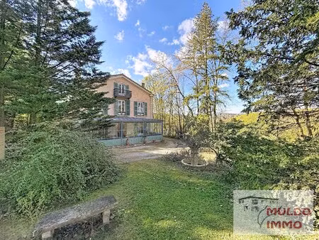 villa de 1850 au coeur d'un parc privé de 10 000 m²