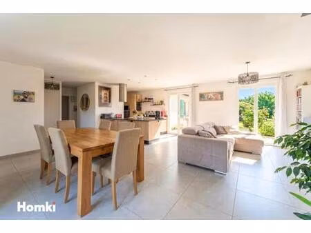 maison 4 chambres à montussan