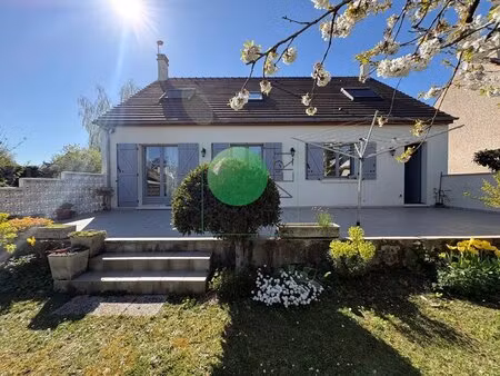 maison 6 pieces vert-le-grand