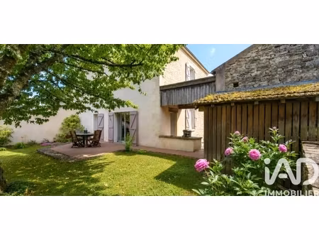 vente maison de village 8 pièces